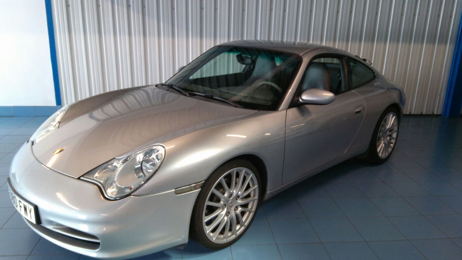 lhd PORSCHE 911 996 (01/09/2004) - 